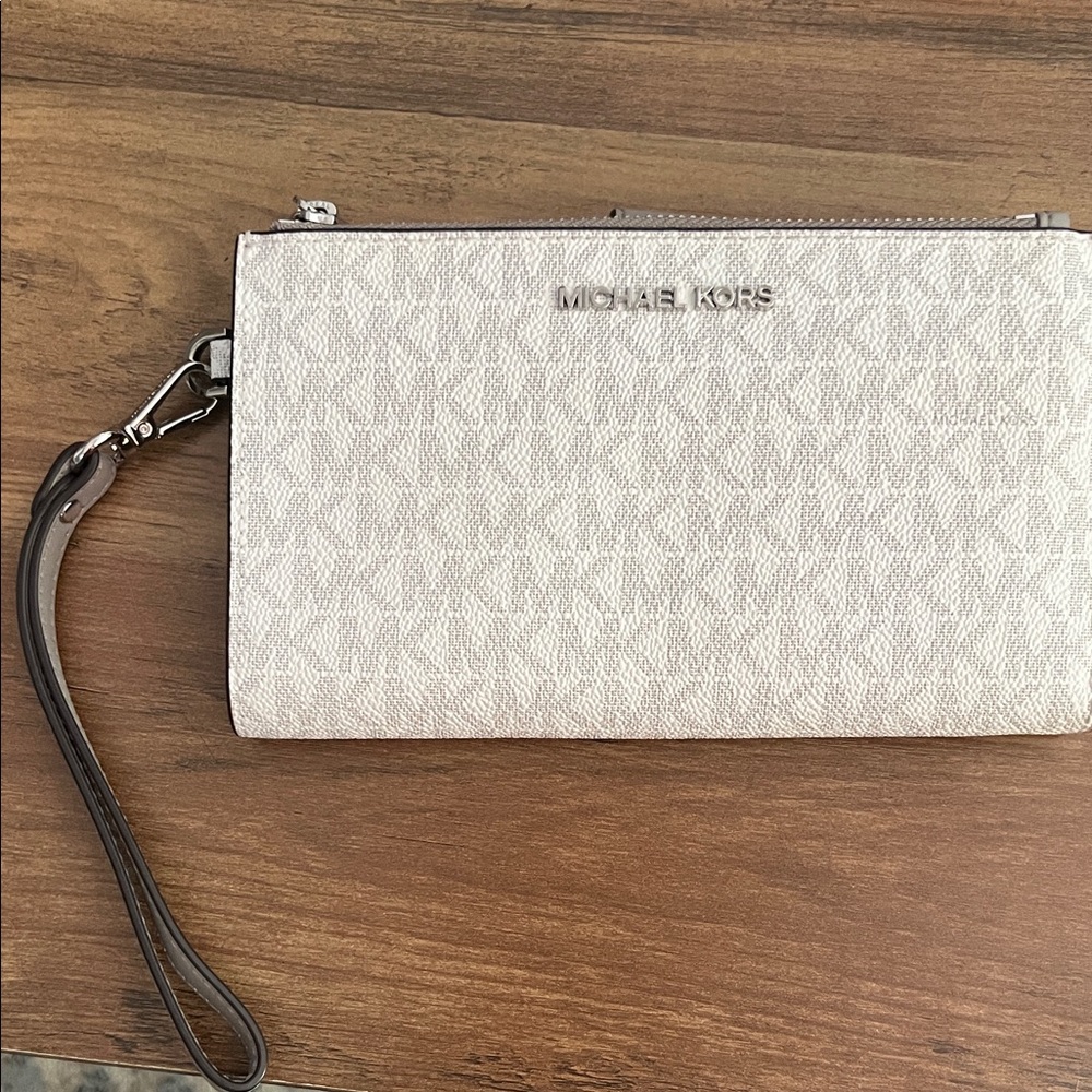 Michael Kors Ivory Textured Wristlet